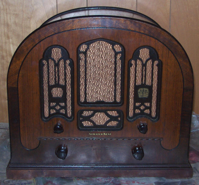 Atwater Kent Cathedral Radio